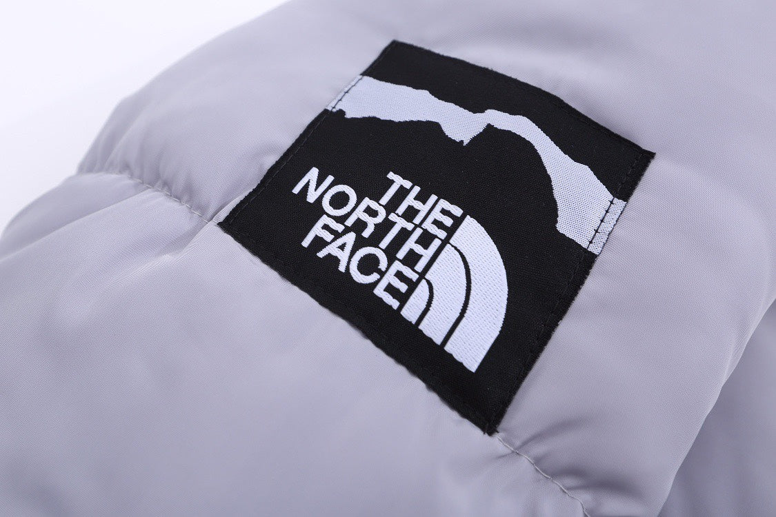 【The North Face 公式 旗艦店】ダウンジャケット ご好評に付き再入荷！