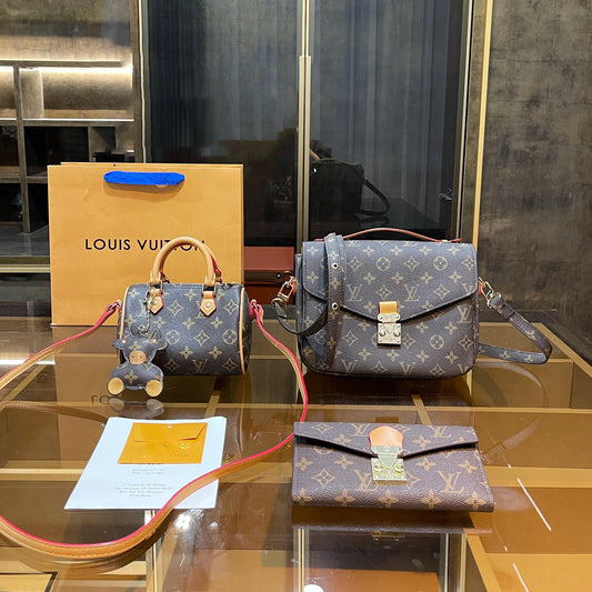 【大人気定番商品♪】LOUISVUITTON 古い花3点セット お得