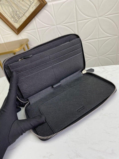 PRADA(プラダ) 財布 21x12cm