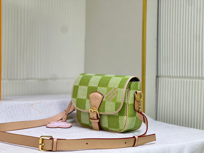 【LOUIS VUITTON】モンスリ メッセンジャーバッグ PM モノグラム M47060