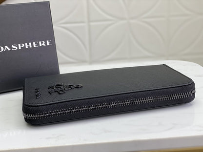 PRADA(プラダ) 財布19x12cm