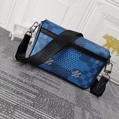 LOUIS VUITTON ルイヴィトン メッセンジャーバッグ 23.5X14X5CM