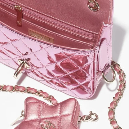 2024 CRUISE CHANEL ミニフラップバッグ＆スターコインケース付