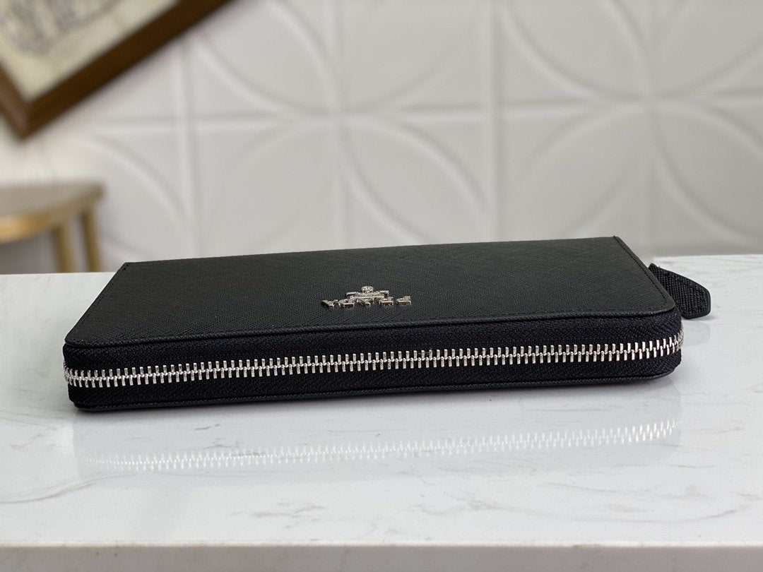 PRADA(プラダ) 財布 21x12cm