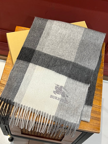 【BURBERRY バーバリー】スカーフ32*180CM 241108