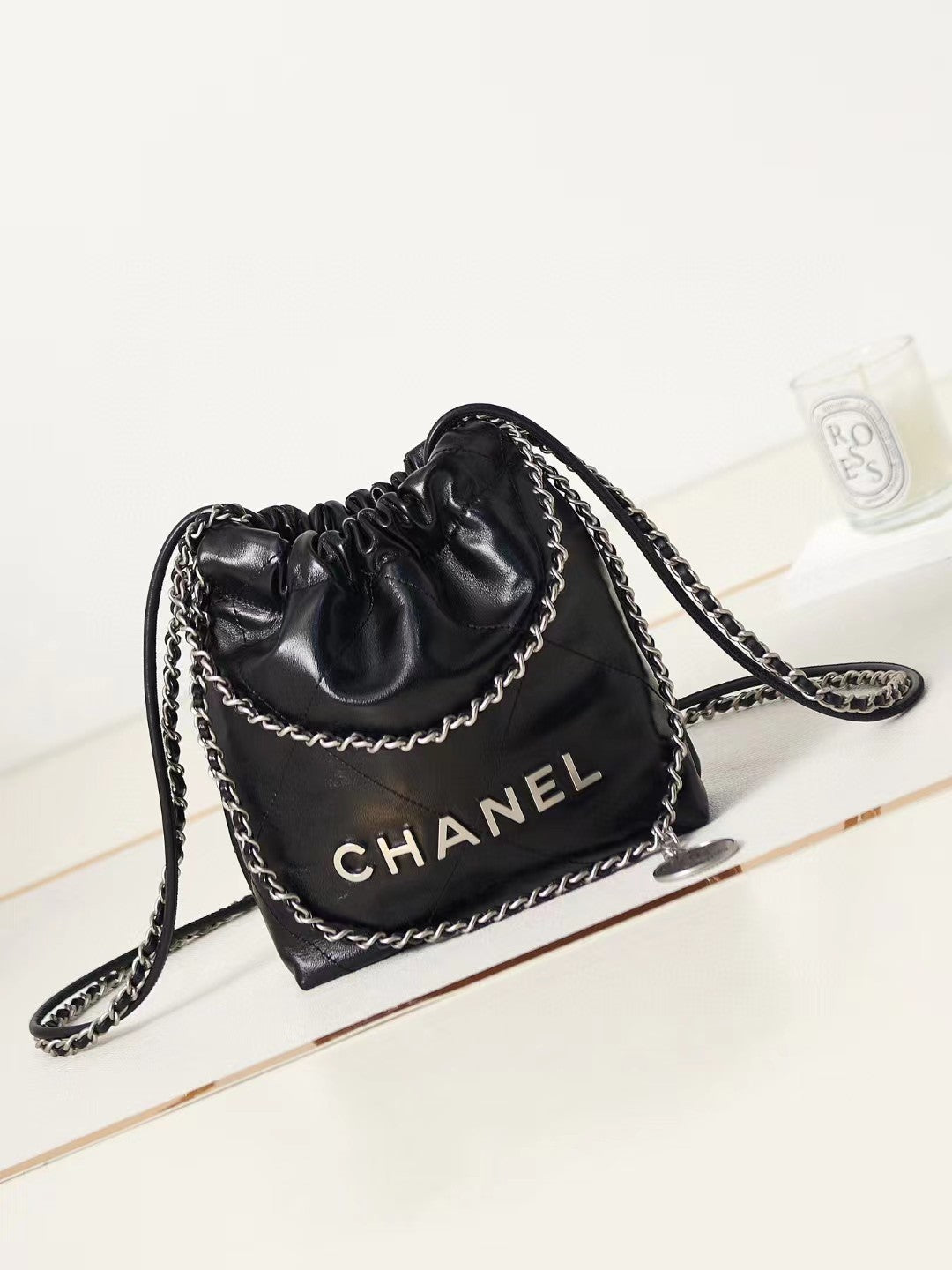 CHANEL 22 Bag Mini AS3980