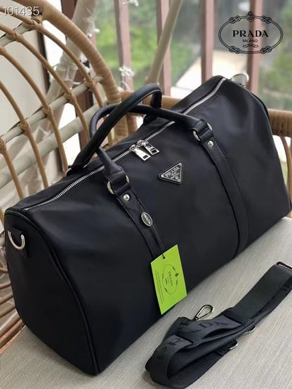【PRADA 公式旗艦店】プラダ 旅行かばん 当日出荷 好評に付き再入荷！46*26CM