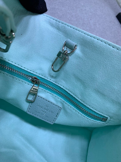 Louis Vuitton(ルイヴィトン) ONTHEGO バッグ 25x19cm