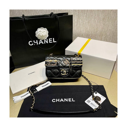 【入手困難】25ans雑誌掲載！中条あやみ愛用Chanel Pearls Charms Mini Flap Bag AS2978