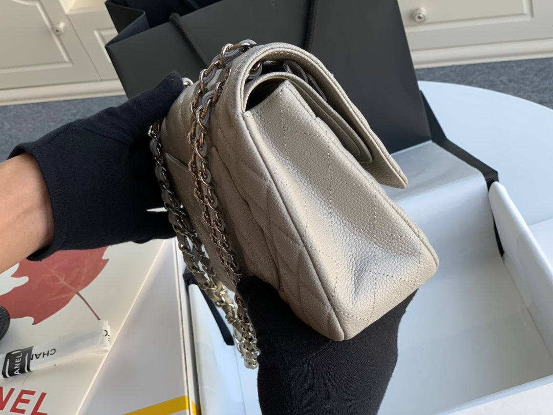 Chanel Flap Bag 1112