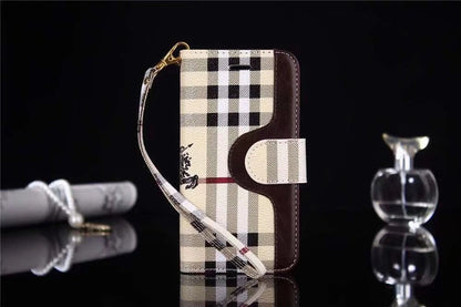 Burberry ダミエ柄 電話ケース zm