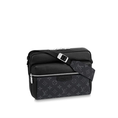 入手困難 LOUIS VUITTON アウトドア メッセンジャー PM 4色展開
