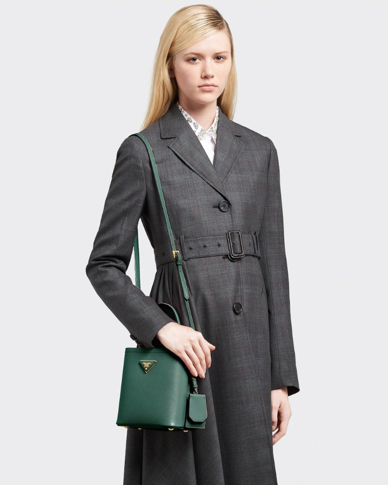 PRADAパニエ サフィアーノレザー スモールバッグ