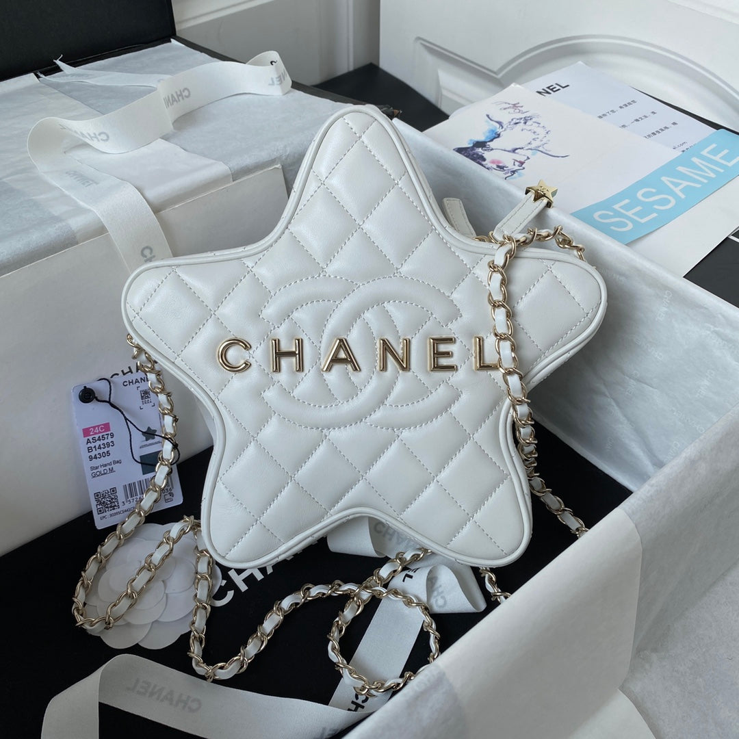 CHANEL 2024 Cruise CHANEL ☆STAR HANDBAG ☆AS4579