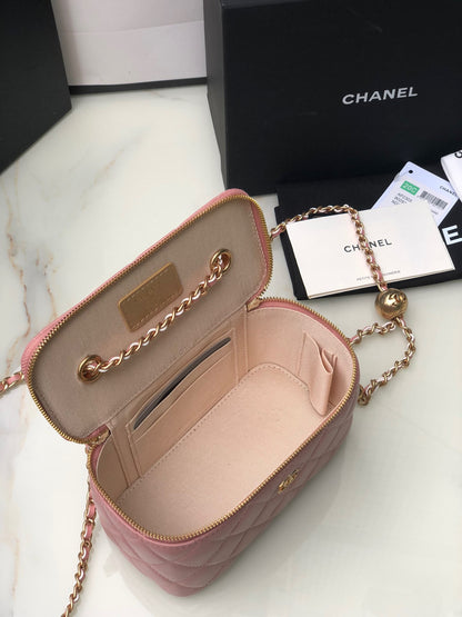 Chanel Classic Vanity 22C Bag with Chain AP2303