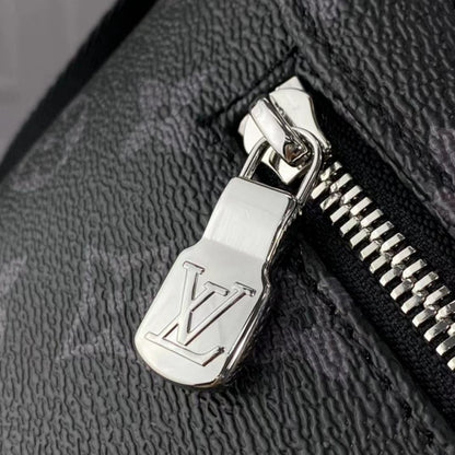 LOUIS VUITTON M45271 ディストリクト MM NV2