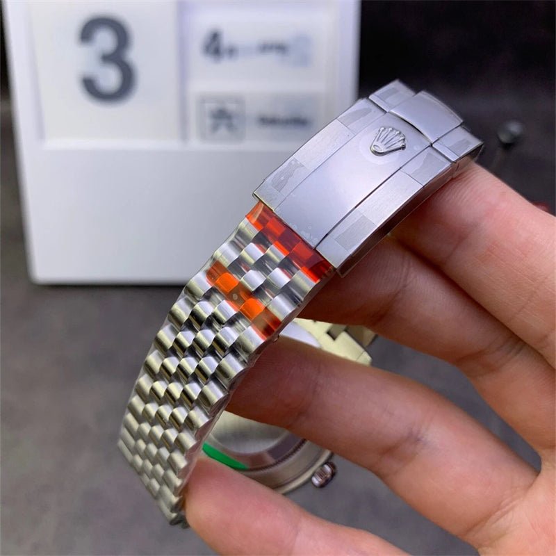 ロレックス デイトジャスト41 126300