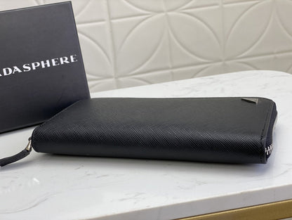 PRADA(プラダ) 財布19x12cm