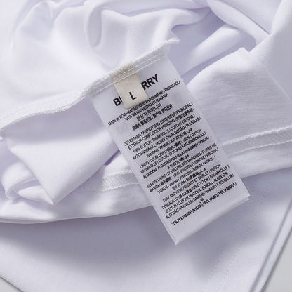 🔥2 つのうち 1 つが無料になります🔥🔥【BURBERRY 公式旗艦店】バーバリー Tシャツ ご好評に付き再入荷！