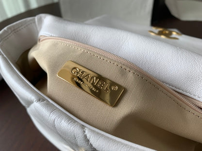 Chanel 19 medium 1161