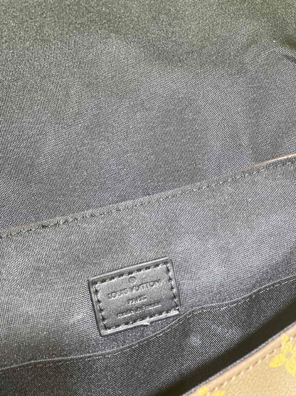 エレガント☆Louis Vuitton☆LV トレイル ショルダーバッグ M46972