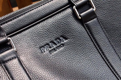 【 PRADA 公式旗艦店】プラダ ブリーフケース 当日出荷 好評に付き再入荷！39*30*6CM