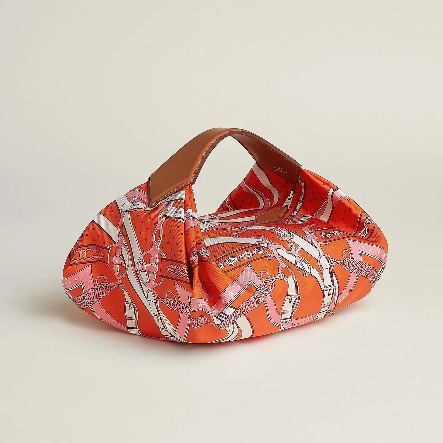 【目を引くデザイン】HERMES BALUSOIE バッグ