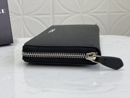PRADA(プラダ) 財布19x12cm