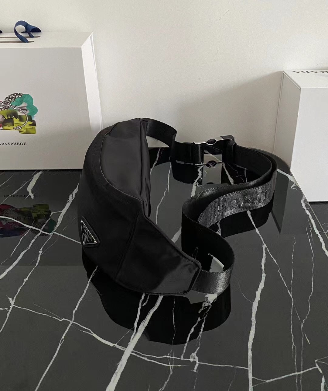 【PRADA 公式 旗艦店】プラダ ウエストポーチ 当日出荷 好評に付き再入荷！26*12*7CM