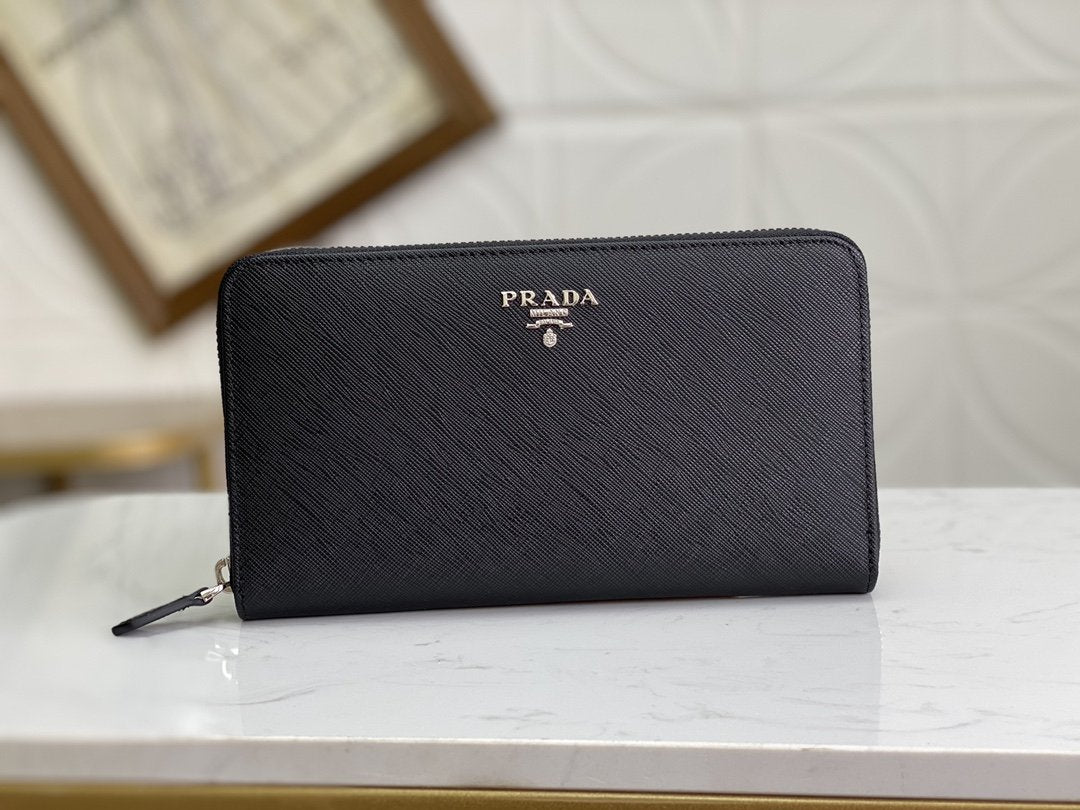 PRADA(プラダ) 財布 21x12cm