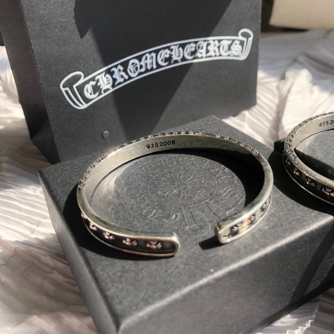 Chrome Hearts(クロムハーツ)男女共に愛されるブレスレット