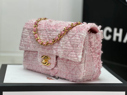 Chanel MINI CLASSIC FLAP BAG 1116