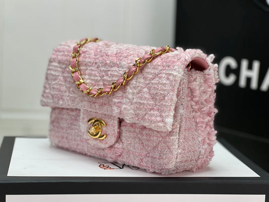 Chanel MINI CLASSIC FLAP BAG 1116