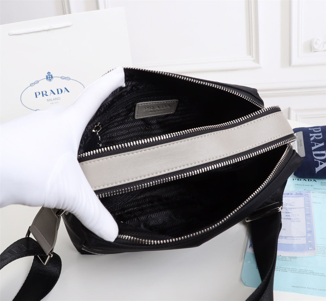 【PRADA 公式旗艦店】プラダ ショルダーバッグ 当日出荷 好評に付き再入荷！31*21*7CM