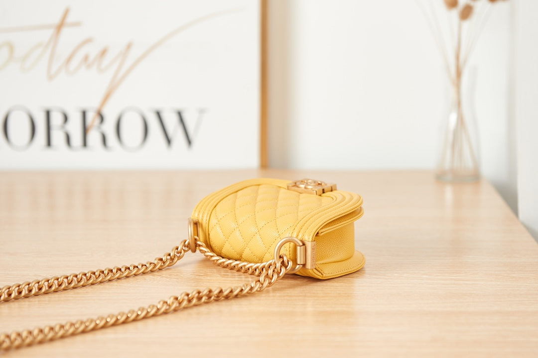 Chanel MINI 22 COCO BEACH AS3315