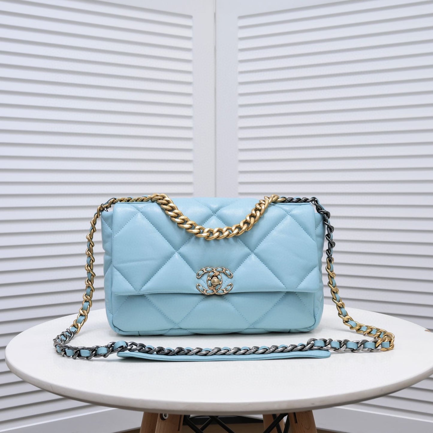 CHANEL 19 AS1160 19BAG