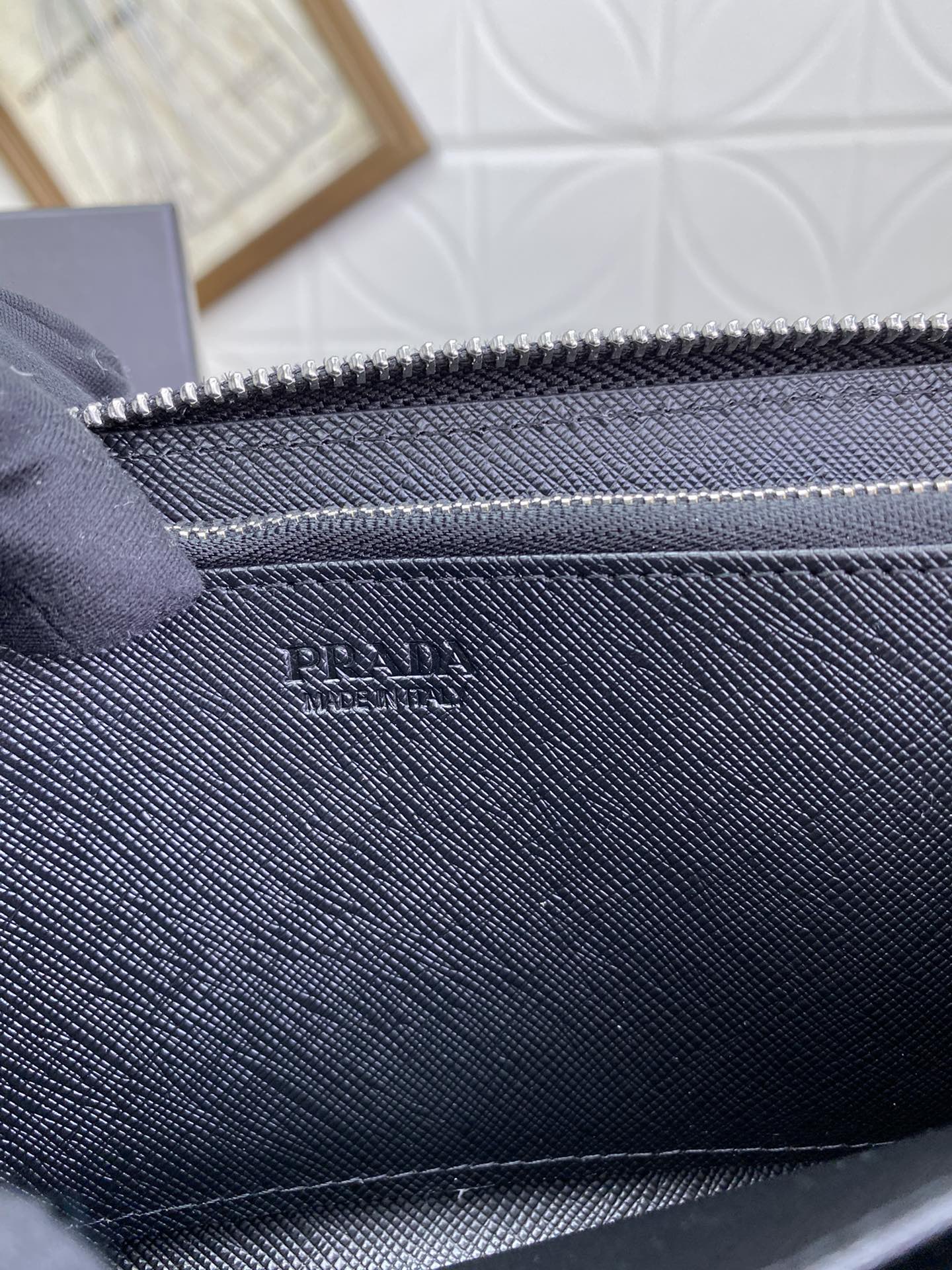 PRADA(プラダ) 財布19x12cm