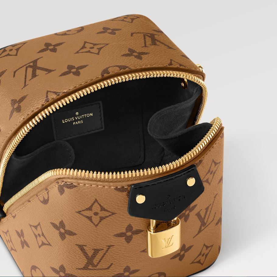 【レアな形が可愛い♪2色】Louis Vuitton ショルダーバッグ M47162 M47096
