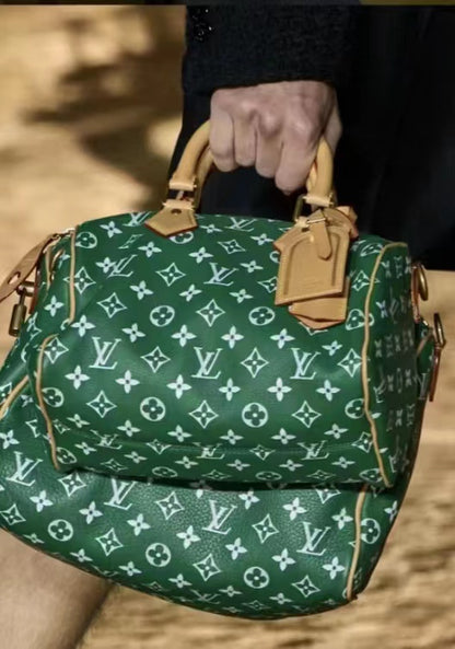 L&V トラベルバッグ レザーバッグ 大容量[限定オファー]