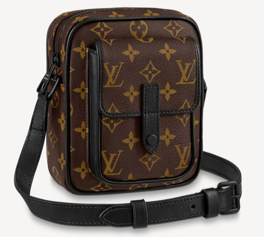 【男性必見】ルイヴィトンバッグ ウエアラブルウォレット