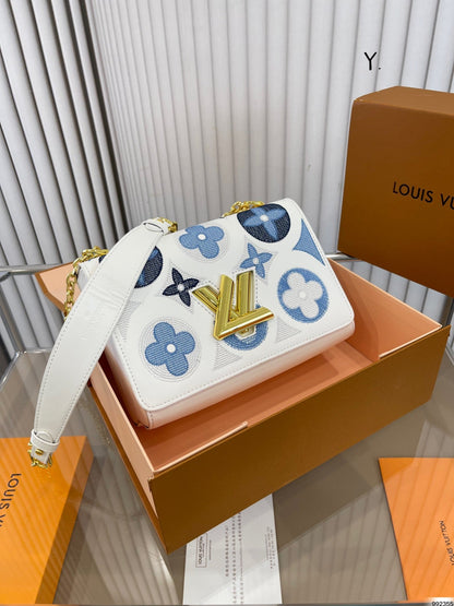 LOUIS VUITTON Twist 刺繍 古典的なパターン メッセンジャーバッグ