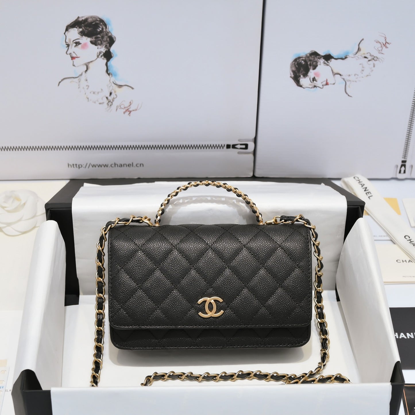 CHANEL 22SS AP2804