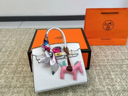 HERMES 高級ワニ革模様 プラチナバッグ