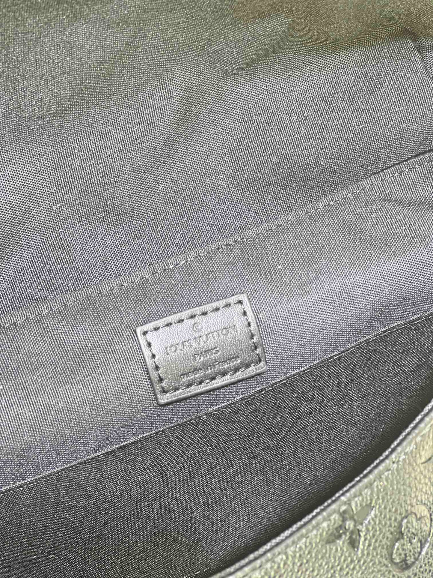 エレガント☆Louis Vuitton☆LV トレイル ショルダーバッグ M46972