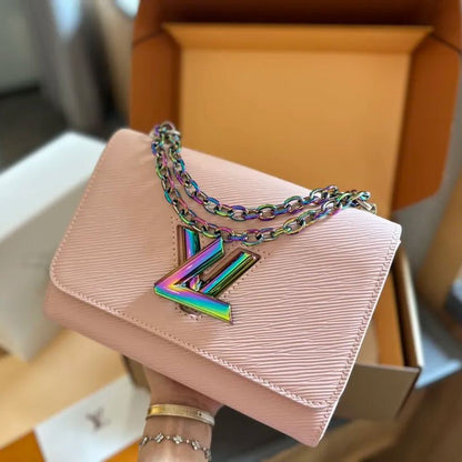 ★Louis Vuitton★ネオクラシカルなツイストミディアムバッグの登場です