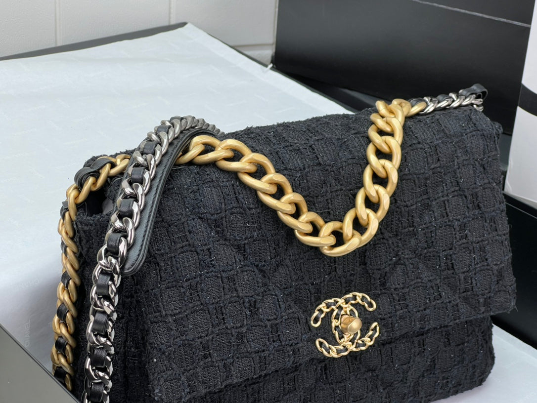 CHANEL 19 LARGE HANDBAG AS1161
