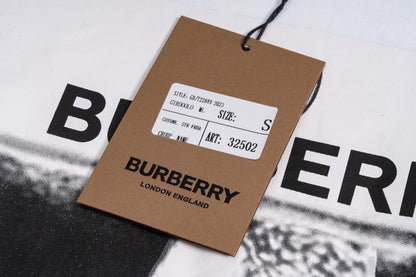 【 Burberry 旗艦店】ご好評に付き再入荷！！