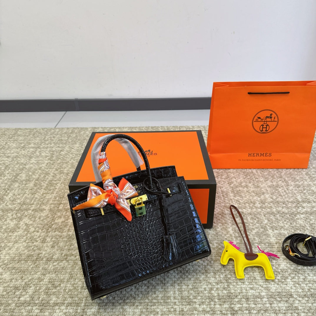 HERMES 高級ワニ革模様 プラチナバッグ