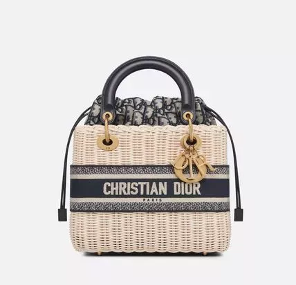 【DIOR直営】新作！ミディアム LADY DIOR