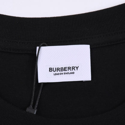 🔥2 つのうち 1 つが無料になります🔥🔥【Burberry】バーバリー )半袖 男女兼用、ご好評に付き再入荷！